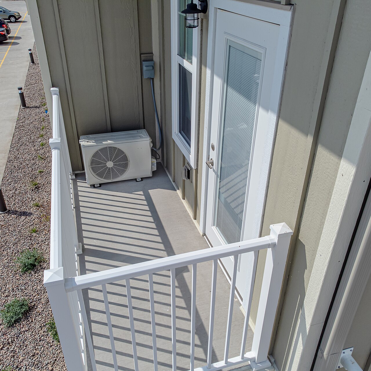 Feature 1: Evaluating Energy-Efficient Building Envelope
